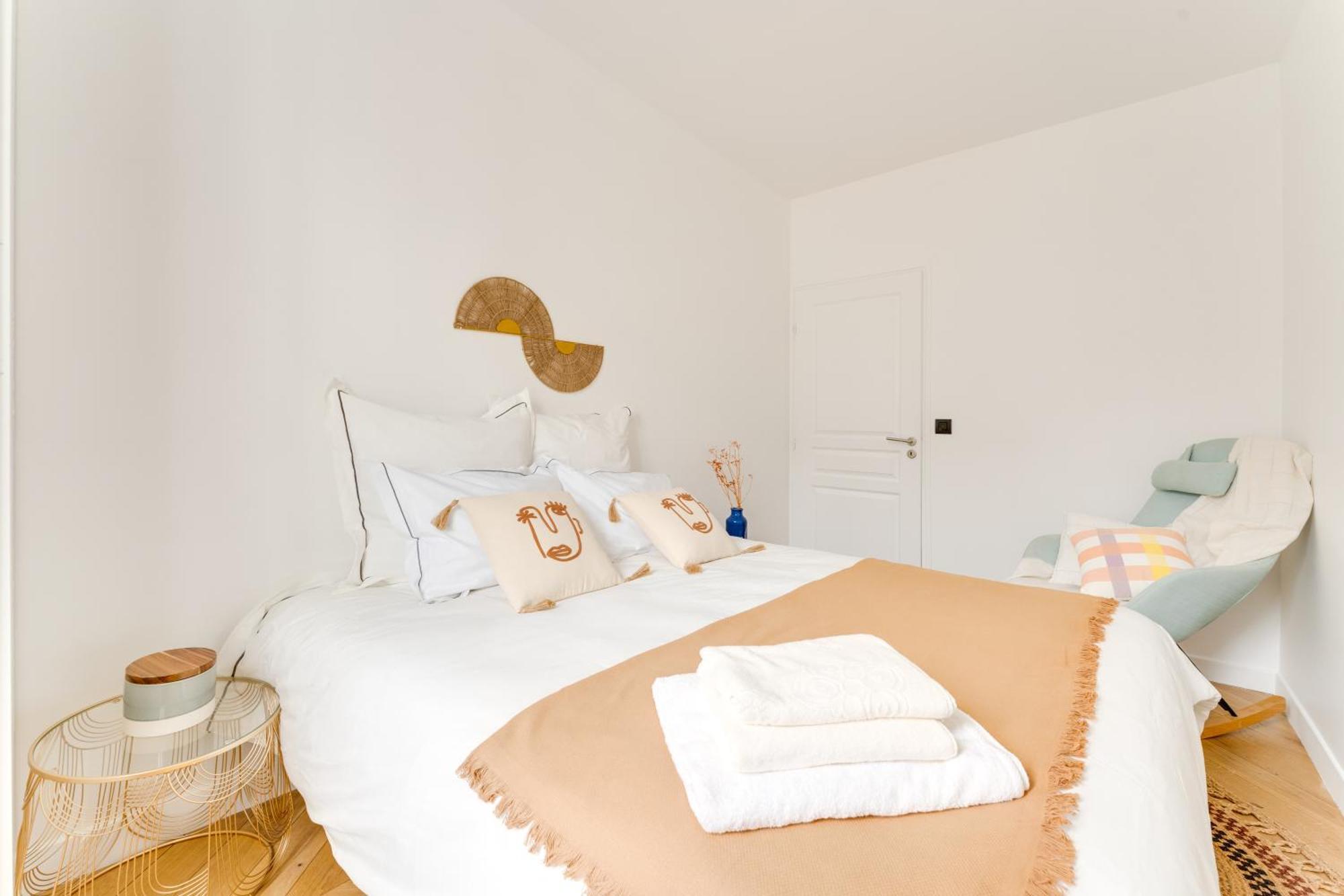 Portemaillot & La Defense 4 Bedroom 10 People *