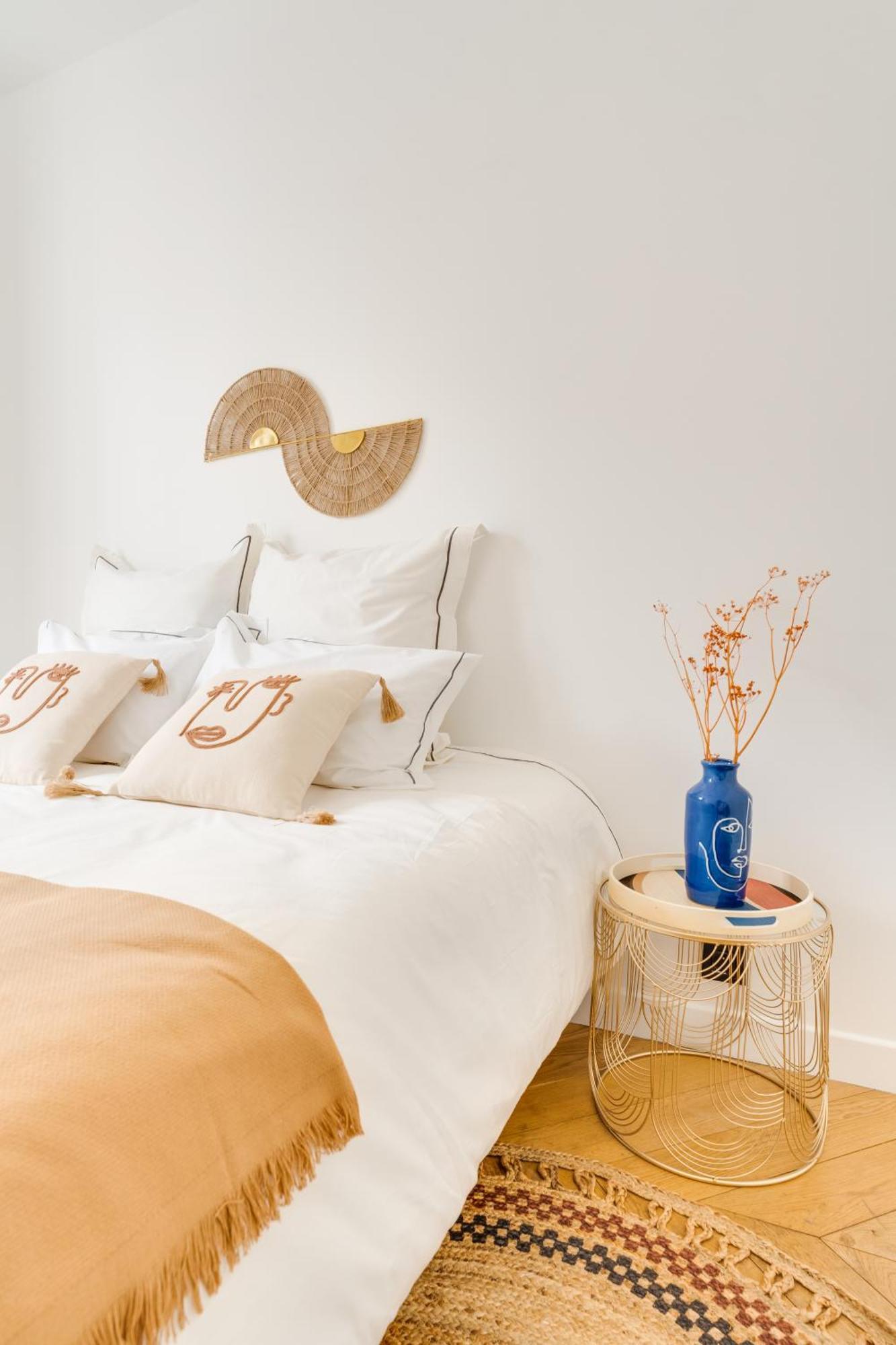 Portemaillot & La Defense 4 Bedroom 10 People Apartment