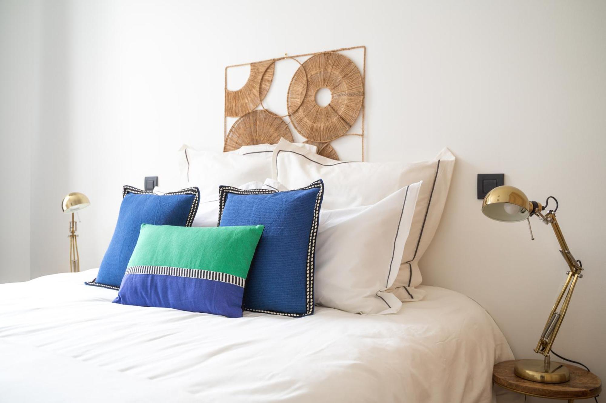 Apartment Portemaillot & La Defense 4 Bedroom 10 People *